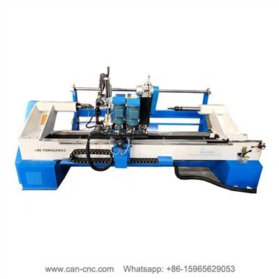 4-akset CNC tredreiemaskin